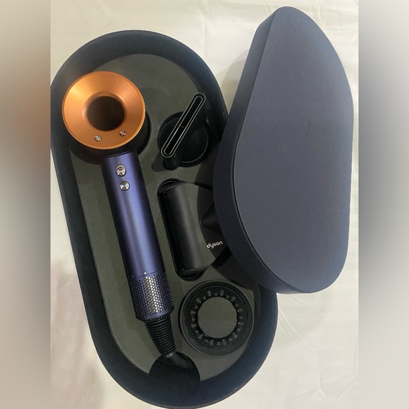 Dyson Other - Dyson brand new. Never used. I got this as a gift and don’t use it.